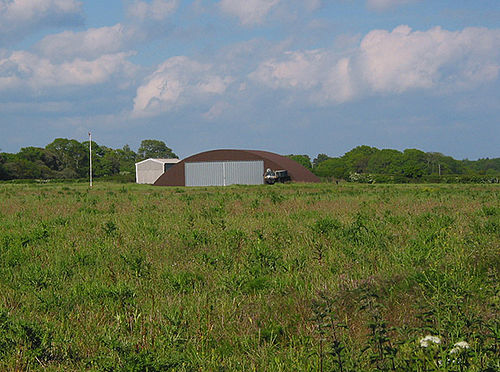 Blister hangar